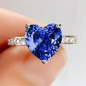 COPY - COPY - Gagetgirl wedding ring